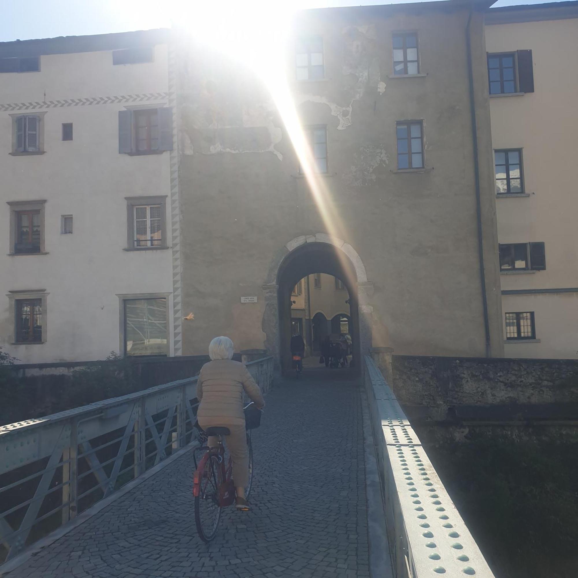 Il Rosone Apartment Tirano Luaran gambar