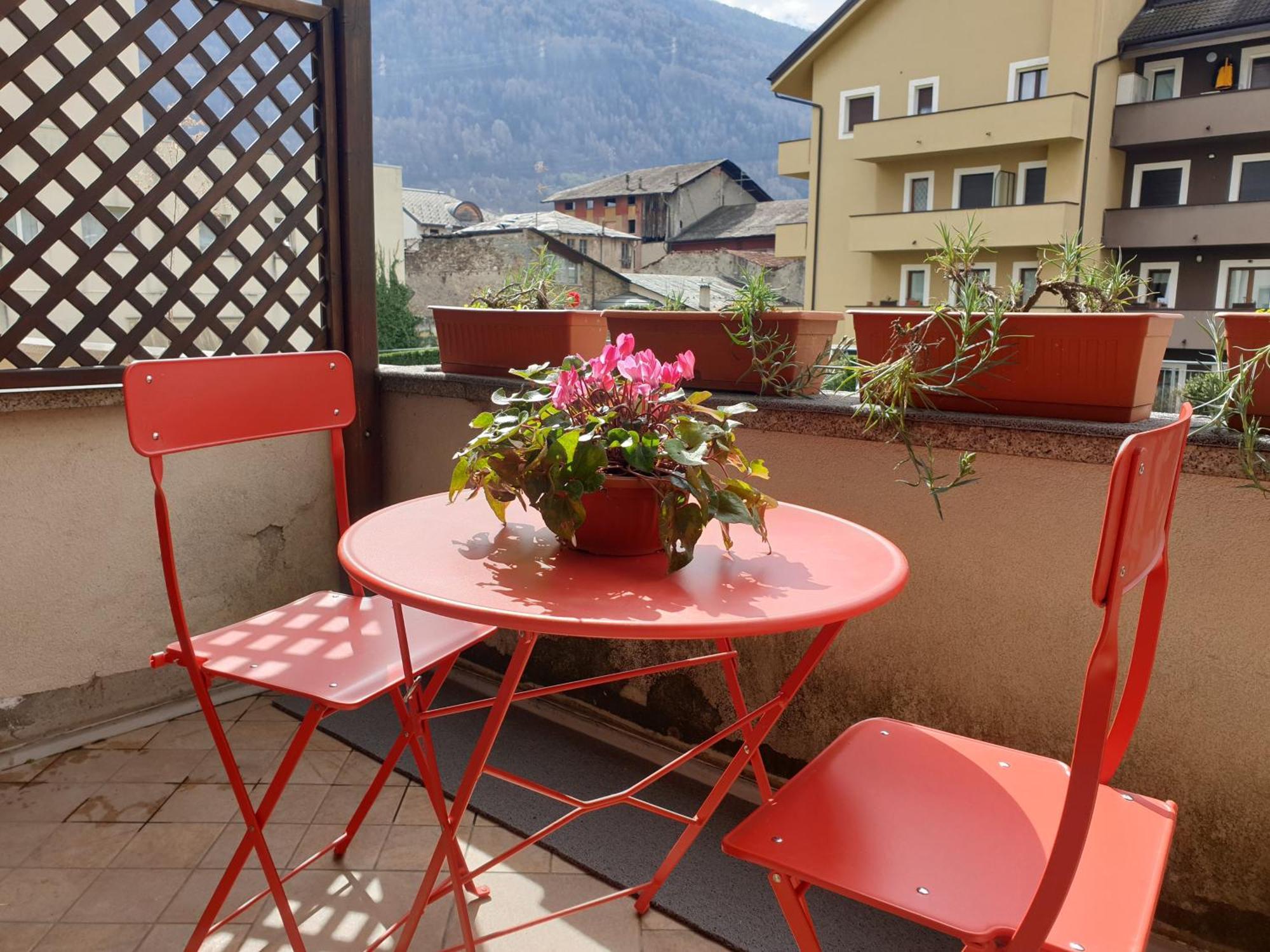 Il Rosone Apartment Tirano Luaran gambar