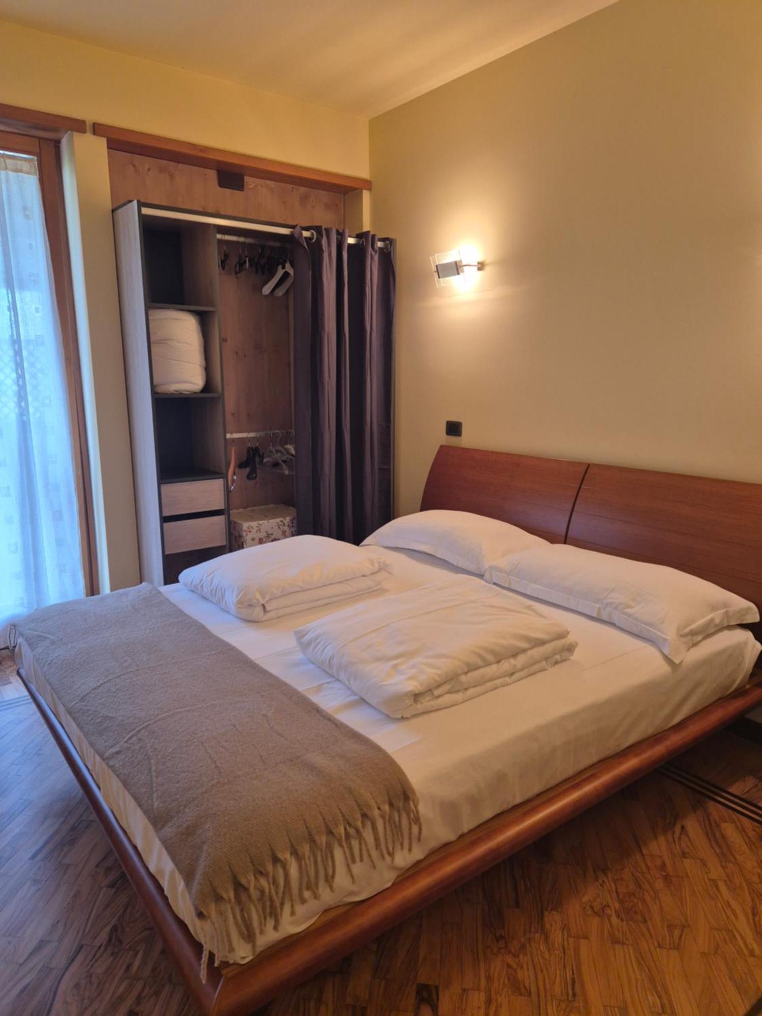 Il Rosone Apartment Tirano Luaran gambar